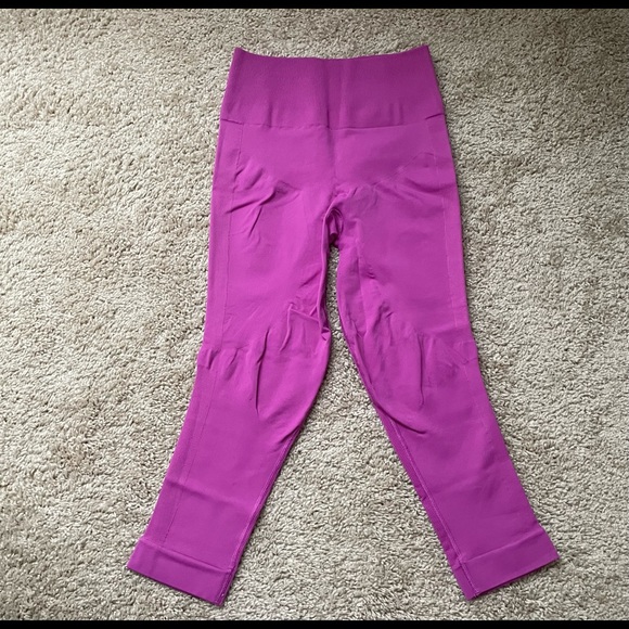 Lululemon leggings size 6 - Picture 2 of 4
